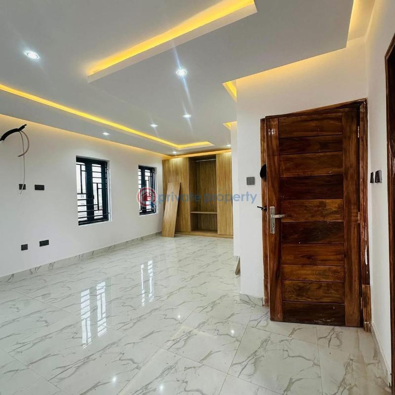 4 bedroom Detached Duplex For Sale Gbagada Lagos - 3