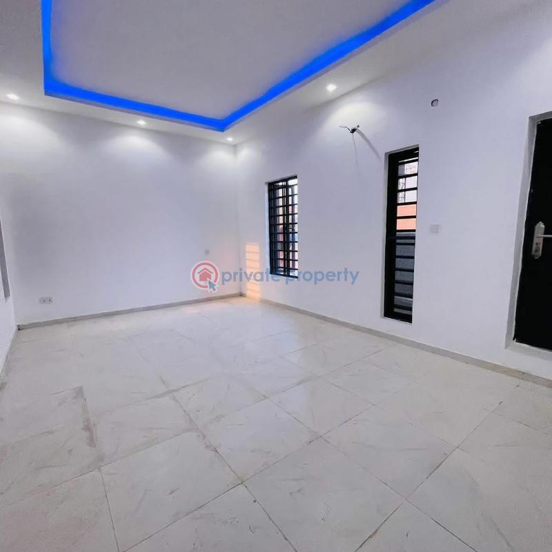 4 bedroom Semi detached Duplex For Sale Magodo Phase 2 Gra Shangisha Alausa Ikeja Lagos - 2