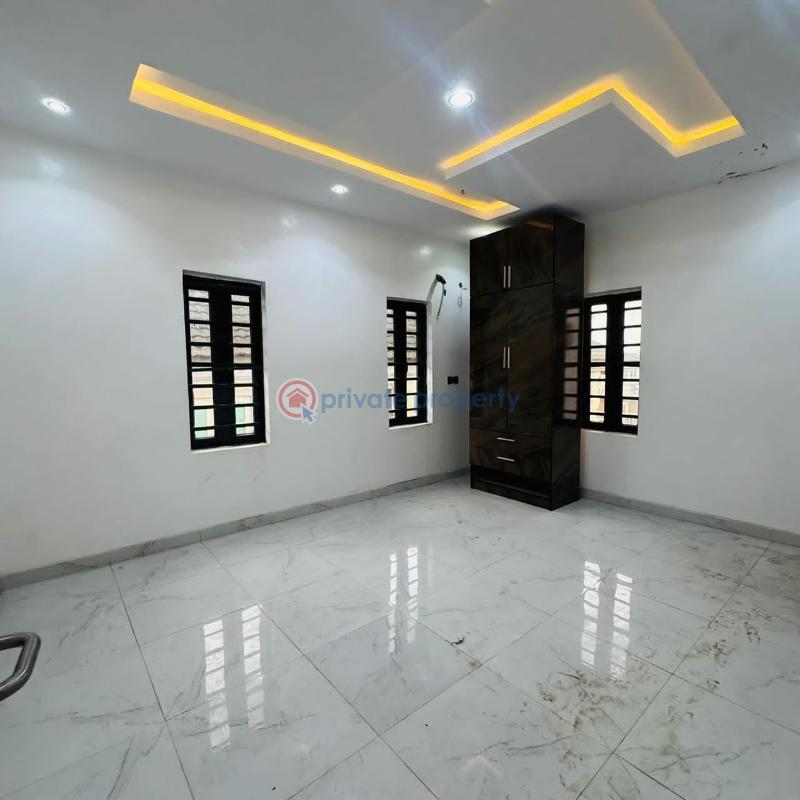 4 bedroom Semi detached Duplex For Sale Ifako-ogba Lagos - 3
