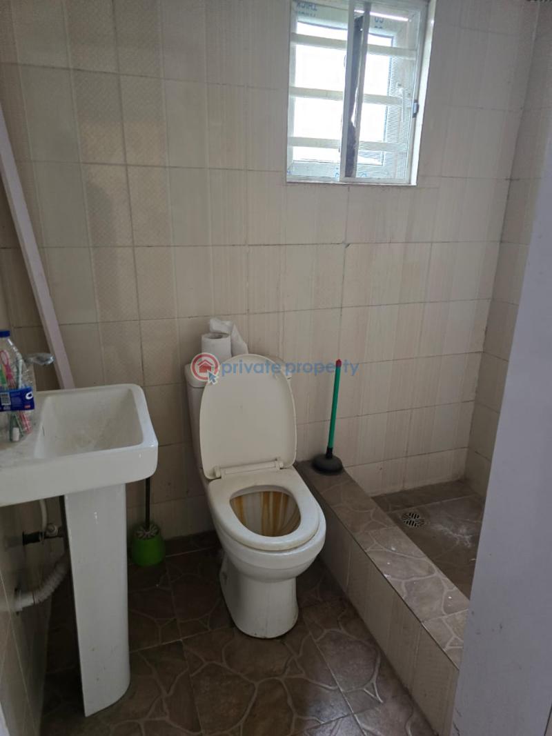 4 bedroom House For Sale Ajao Estate, Anthony Village Maryland Lagos - 4