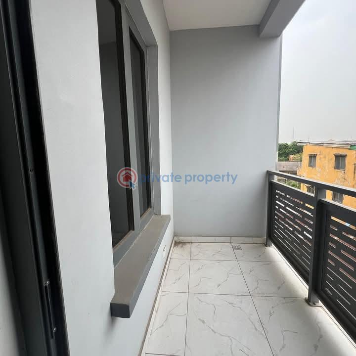 4 bedroom Terraced Duplex For Sale Obanikoro Close To Anthony Obanikoro Shomolu Lagos - 24