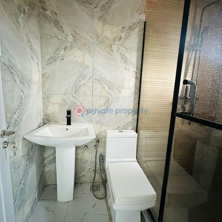 4 bedroom Terraced Duplex For Sale Obanikoro Close To Anthony Obanikoro Shomolu Lagos - 25