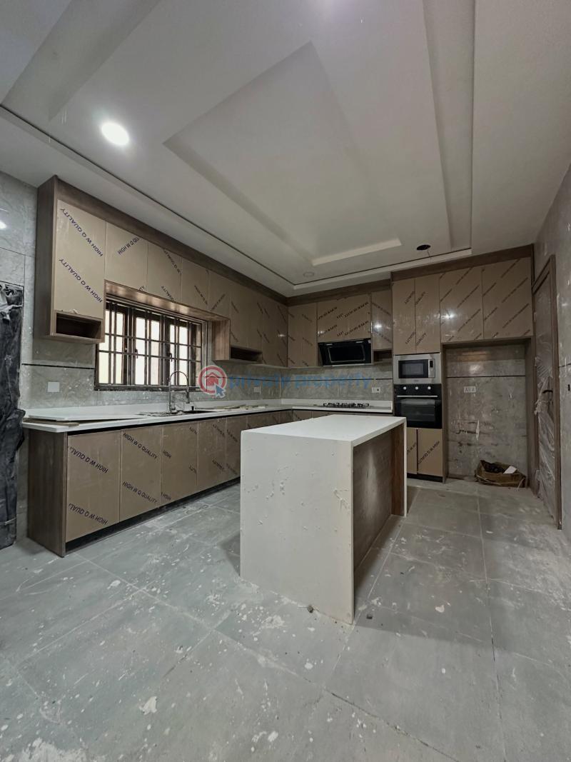 5 bedroom Detached Duplex For Sale Zone 1-7 Abuja Phase 1  - 4