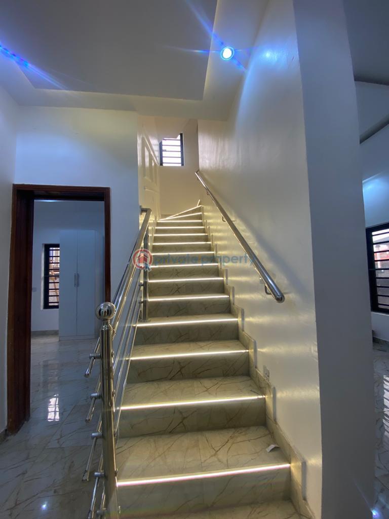5 bedroom Detached Duplex For Sale Omole Phase 1 Ojodu Lagos - 1