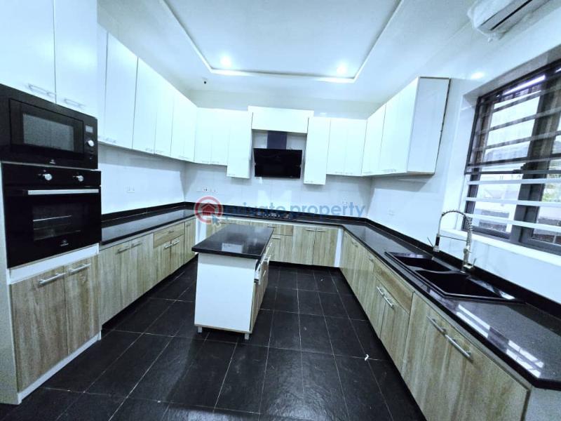 5 bedroom Detached Duplex For Sale Orchid Road Chevron Drive Lekki Lagos - 10