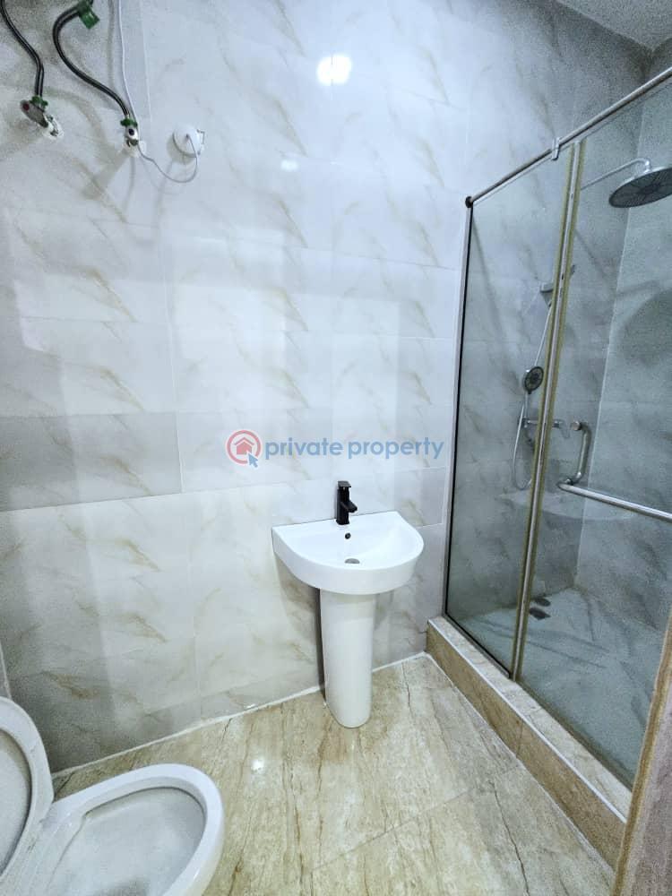 5 bedroom Detached Duplex For Sale Orchid Road Chevron Drive Lekki Lagos - 7