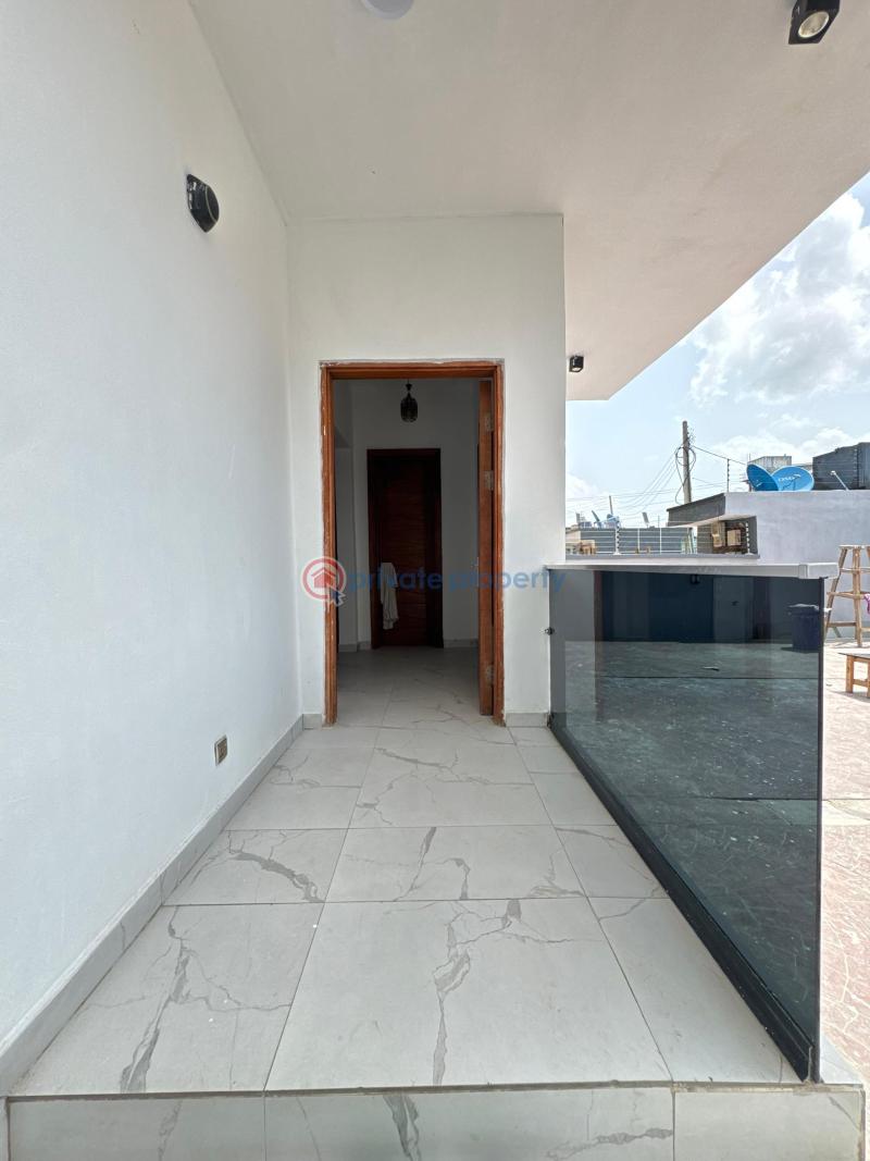 5 bedroom Detached Duplex For Sale Lekki Lagos - 1