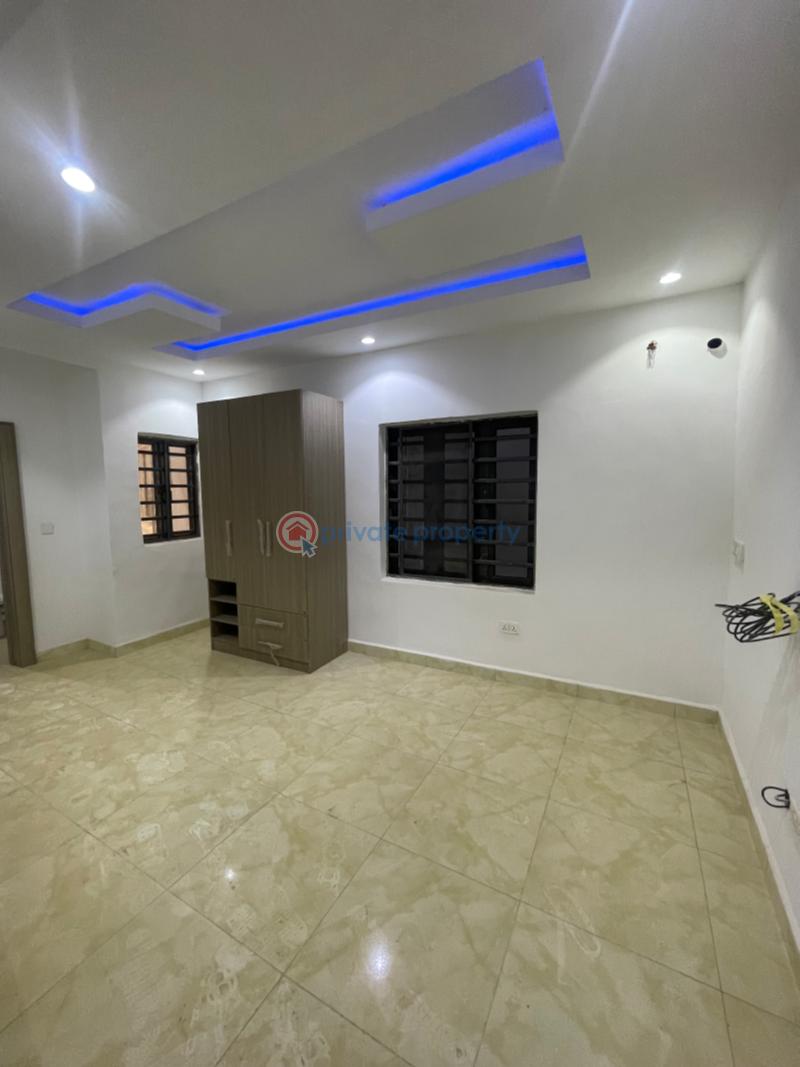 5 bedroom Semi detached Duplex For Sale Jahi By Gilmore Jahi Abuja Phase 2  - 8