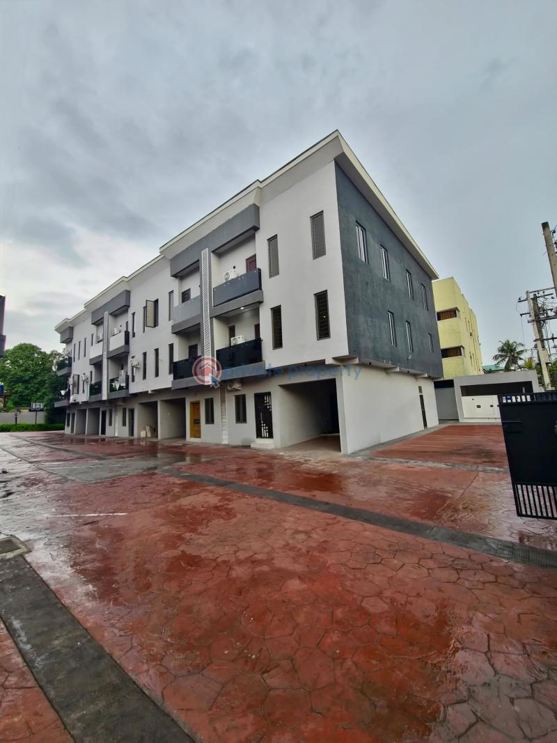 5 bedroom Terraced Duplex For Sale Shonibare Estate Maryland Lagos