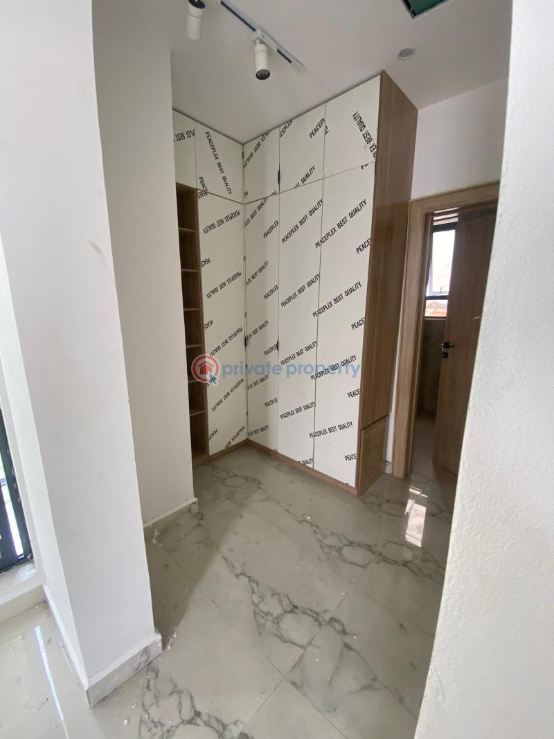 5 bedroom Detached Duplex For Sale Idado Lekki Lagos - 25