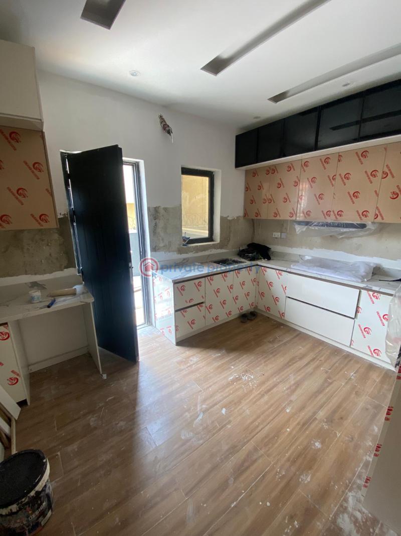 5 bedroom Detached Duplex For Sale Idado Lekki Lagos - 9