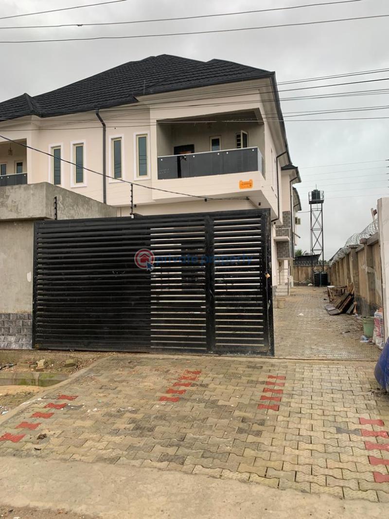 5 bedroom Semi detached Duplex For Sale Estate Mende Maryland Mende Maryland Lagos - 0