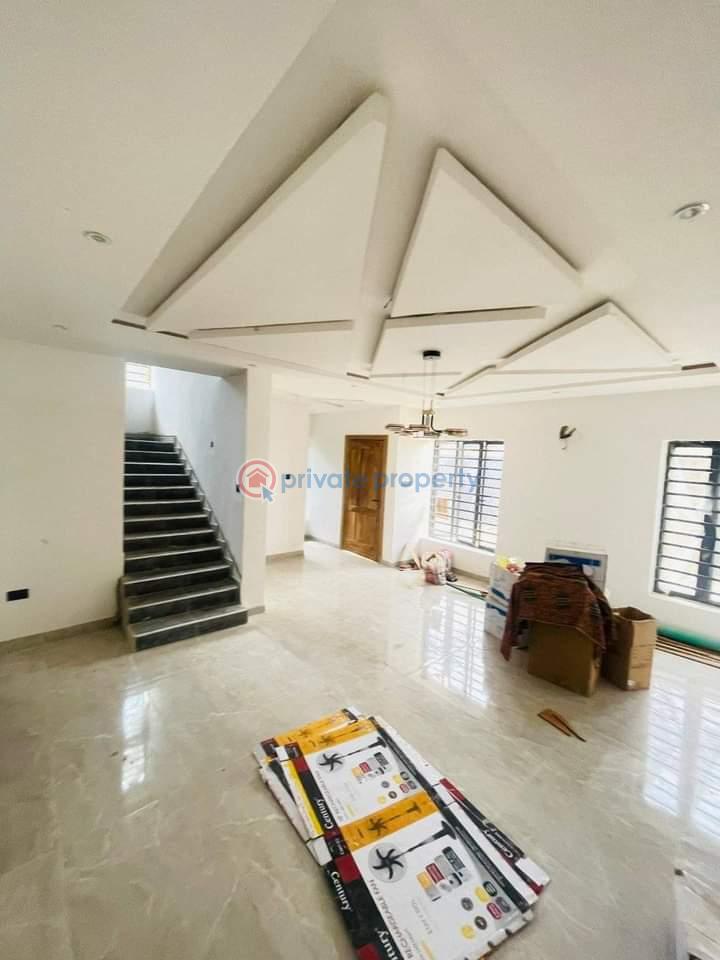 New 5bedroom semi detach duplex in a good location - 9 5 bedroom Semi detached Duplex For Sale Magodo Phase 2 Gra Shangisha Magodo GRA Phase 2 Kosofe/Ikosi Lagos - 9