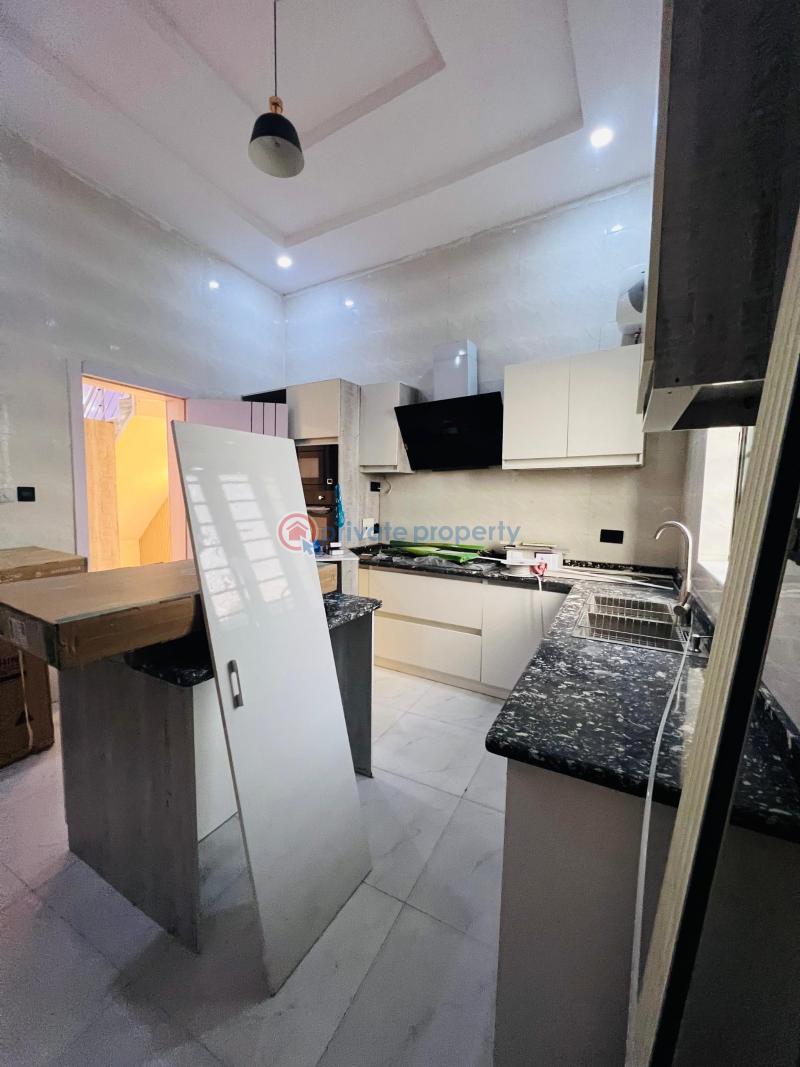 4 bedroom Semi detached Duplex For Sale Chevron Lekki Chevron Drive Lekki Lagos - 14