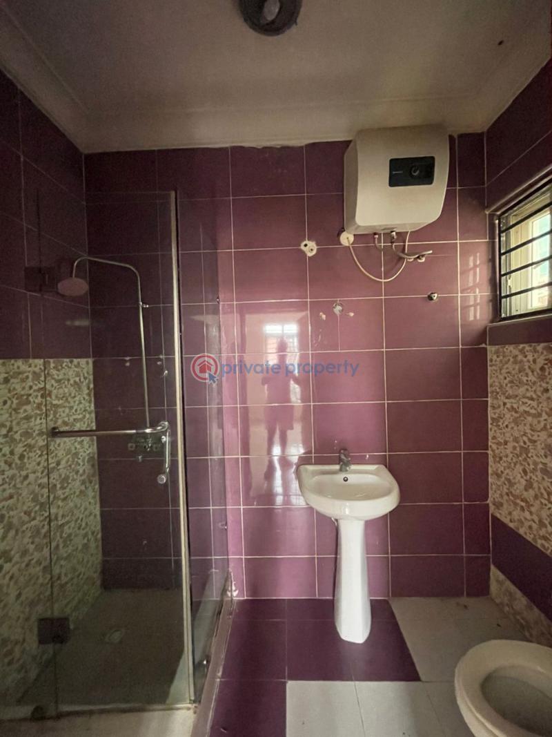 Room or Boys Quarter For Rent Kings Bay Estate, Lekki County Ikota Ikota Lekki Lagos - 1
