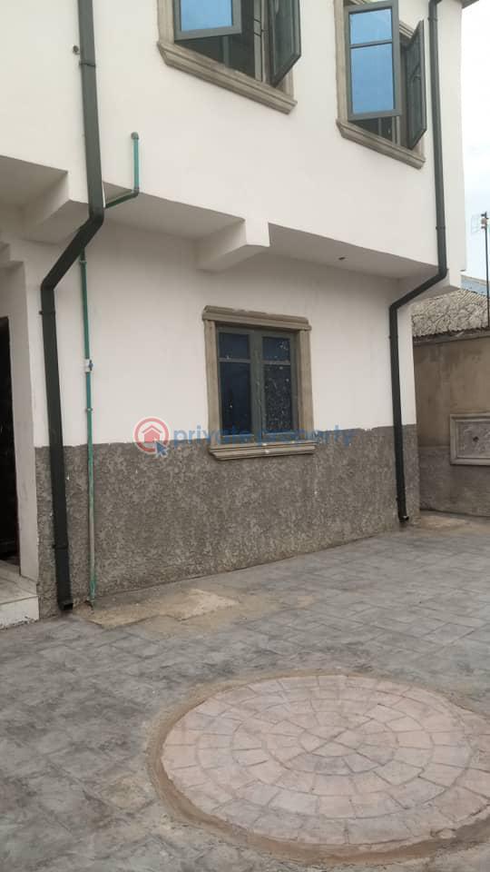 2 bedroom Block Of Flats For Sale Governor's Road Ikotun Ikotun/Igando Lagos - 3