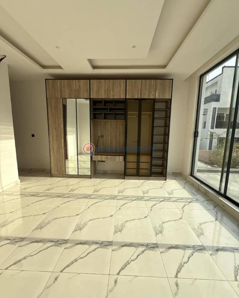 6 bedroom Detached Duplex For Sale Maitama Main Maitama Abuja Phase 1  - 5