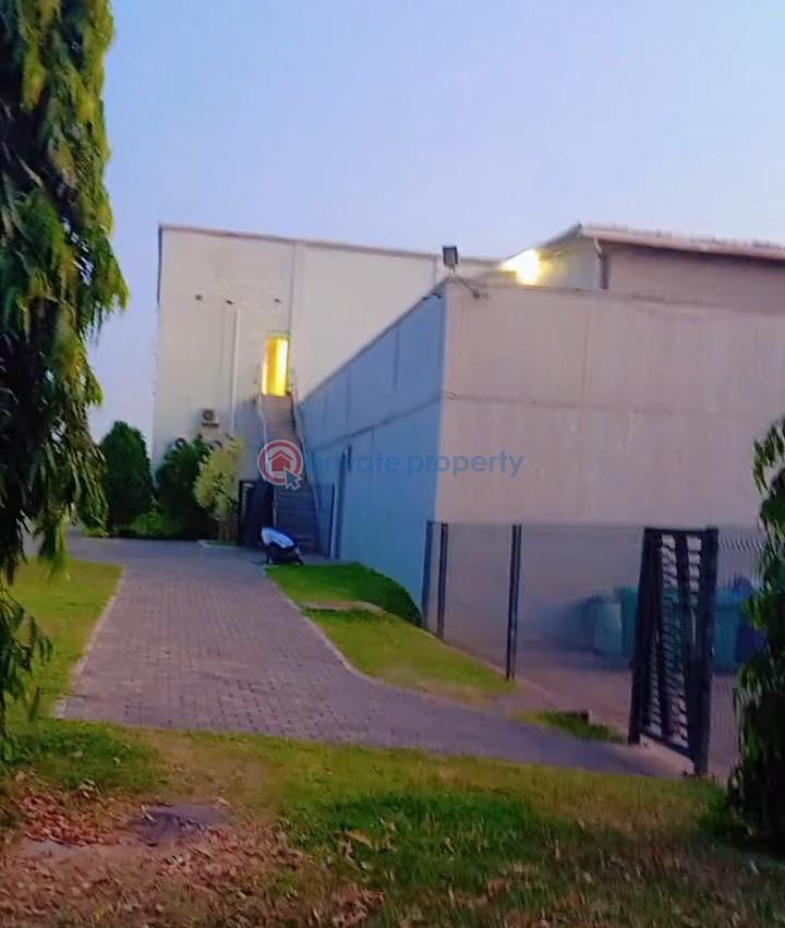 Shop For Sale Behind Shop Rite Lugbe Abuja Phase 4  - 1