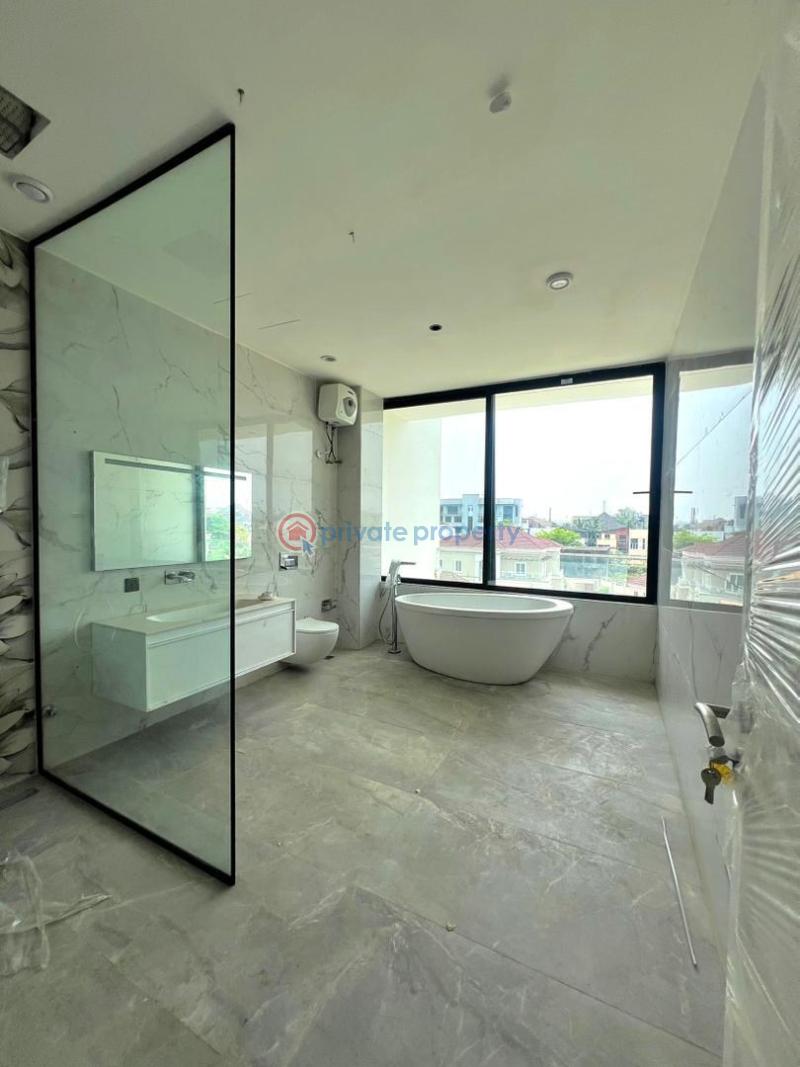 6 bedroom Detached Duplex For Sale Banana Island Ikoyi Lagos - 3