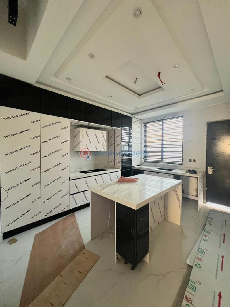 4 bedroom Flat & Apartment For Sale Banana Island Road Old Ikoyi Lagos - 4