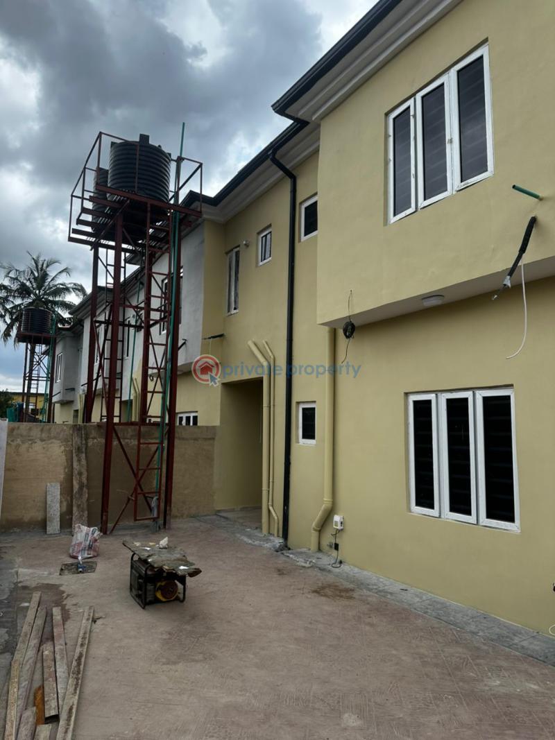 4 bedroom Duplex For Sale Dopemu  Agege Lagos - 9