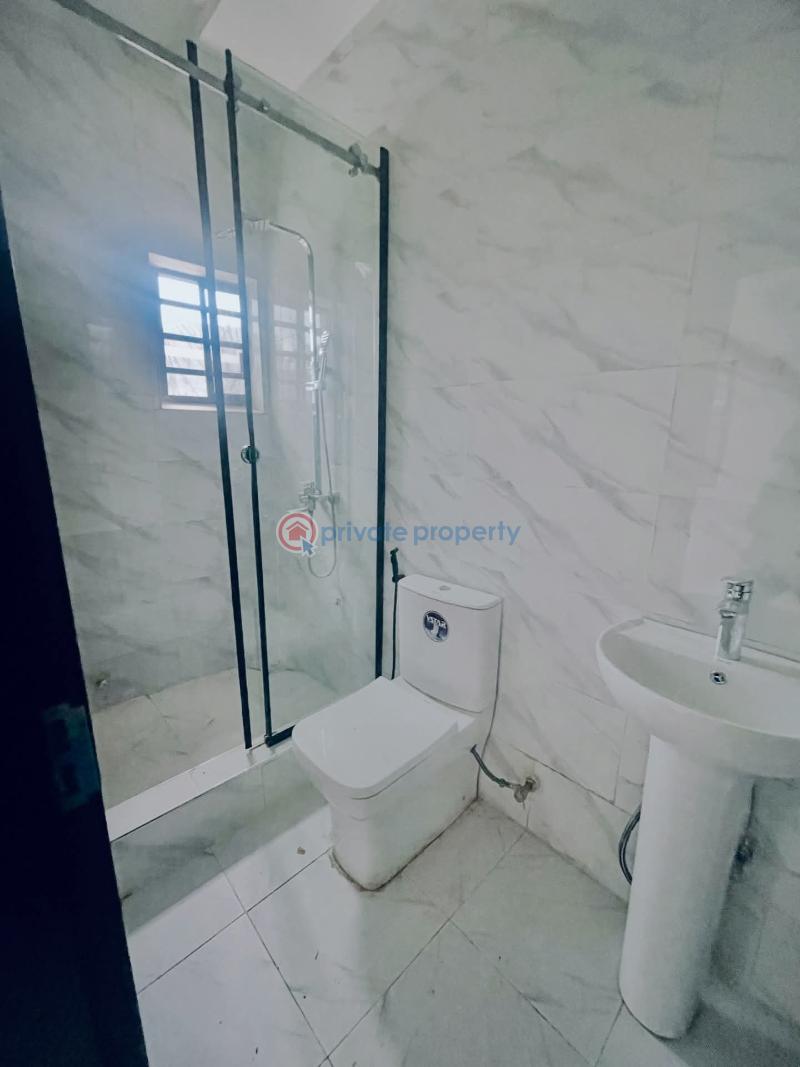 2 bedroom Block Of Flats For Rent Orisunbare Close To Shasha Akowonjo Orisunbare Alimosho Lagos - 4
