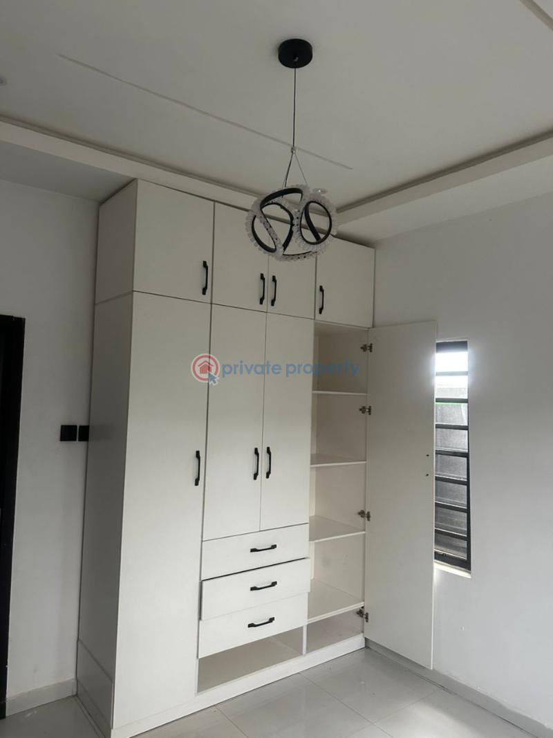 2 bedroom Flat & Apartment For Sale Shasha Orisunbare Alimosho Lagos - 3
