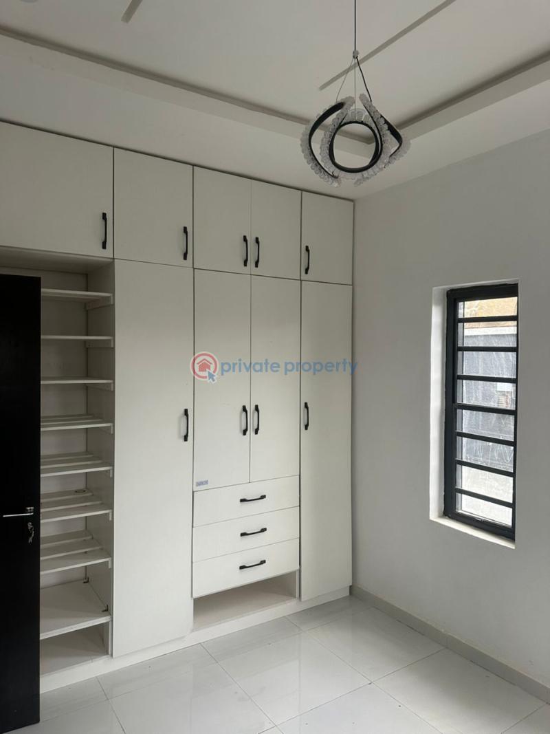 2 bedroom Flat & Apartment For Sale Shasha Orisunbare Alimosho Lagos - 12