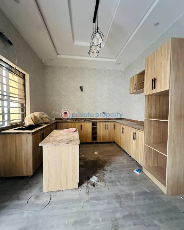 4 bedroom Detached Duplex For Sale Magodo Phase 1 Magodo GRA Phase 1 Ojodu Lagos - 2