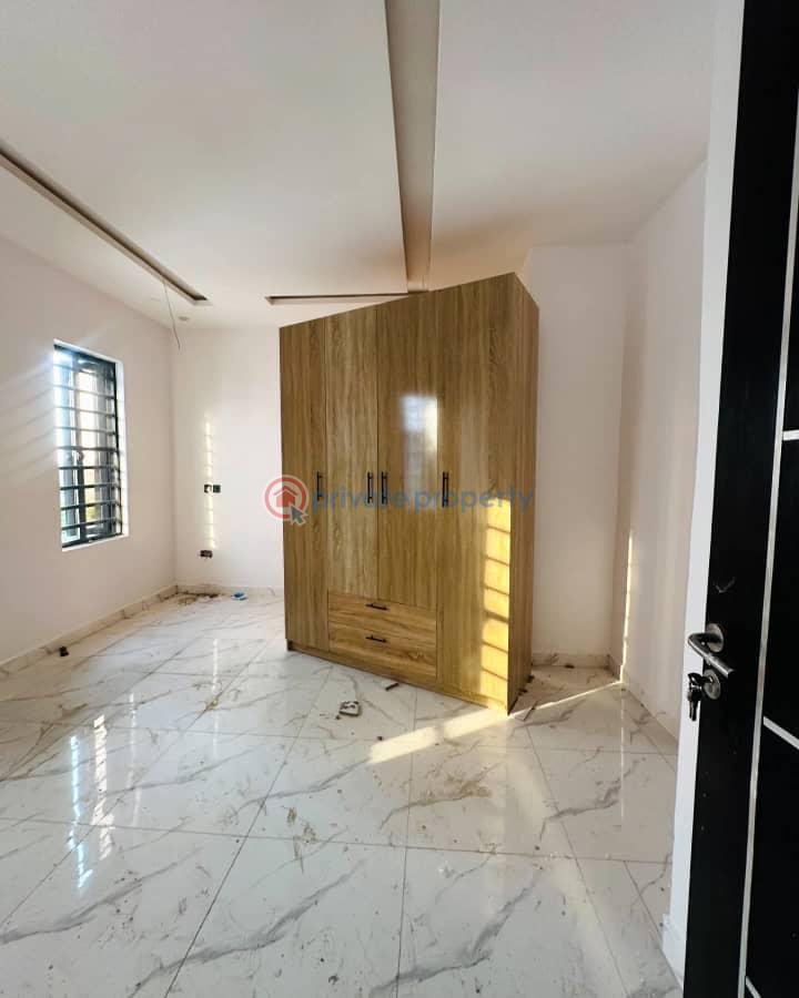 4 bedroom Detached Duplex For Sale Magodo Phase 1 Magodo GRA Phase 1 Ojodu Lagos - 7