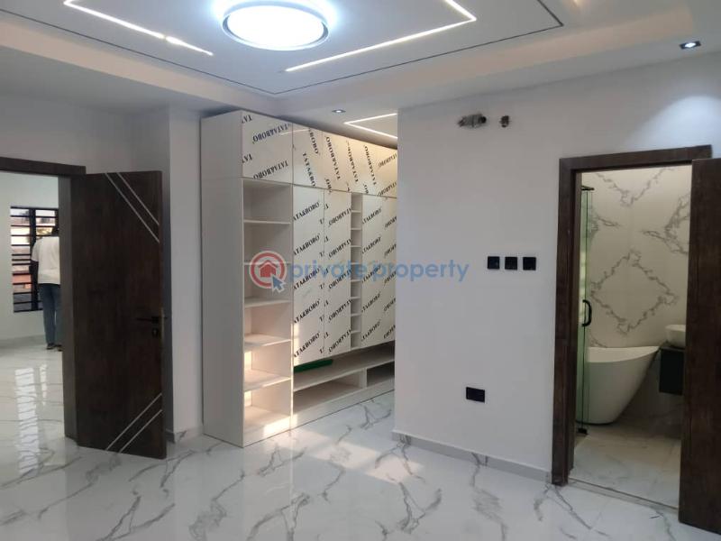 4 bedroom Detached Duplex For Sale Off College Road, Ogba Ogba Lagos - 13