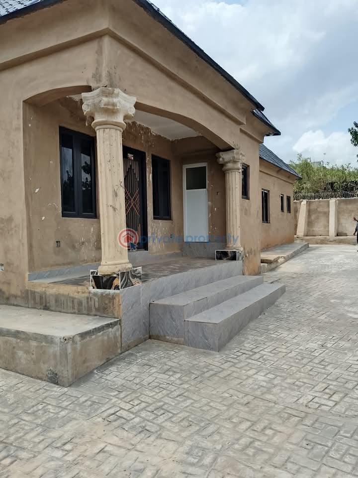 1 bedroom Mini Flat For Rent Pakuro Mowe Ogun area  - 8