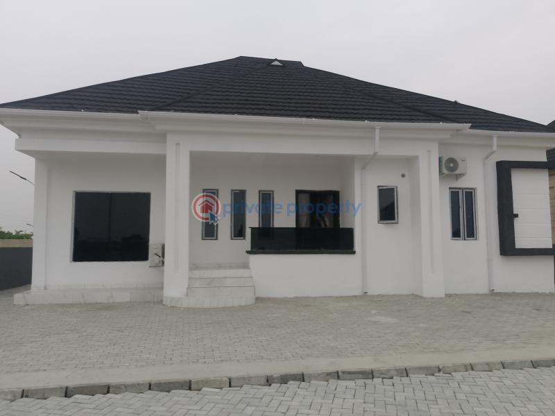 4 bedroom Block Of Flats For Sale Elerangbe Community Eleran Igbe Ibeju-Lekki Lagos - 0