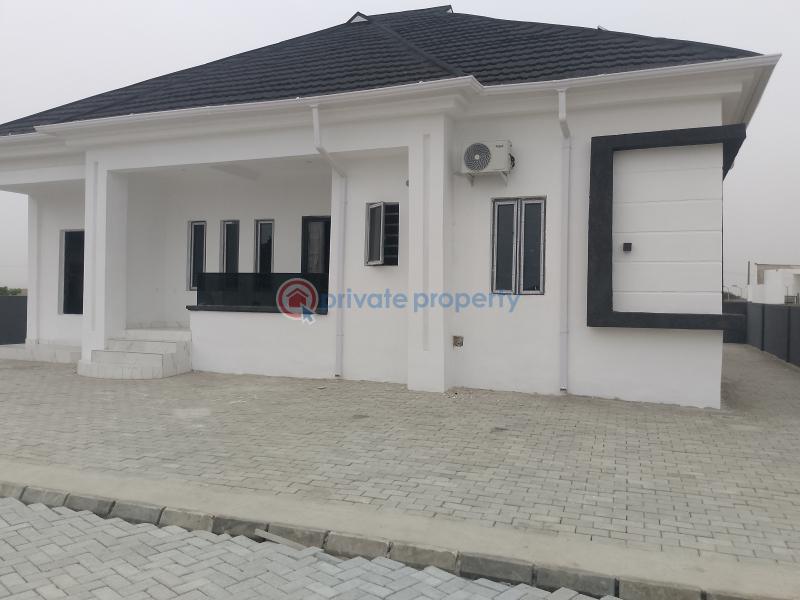4 bedroom Block Of Flats For Sale Elerangbe Community Eleran Igbe Ibeju-Lekki Lagos - 2