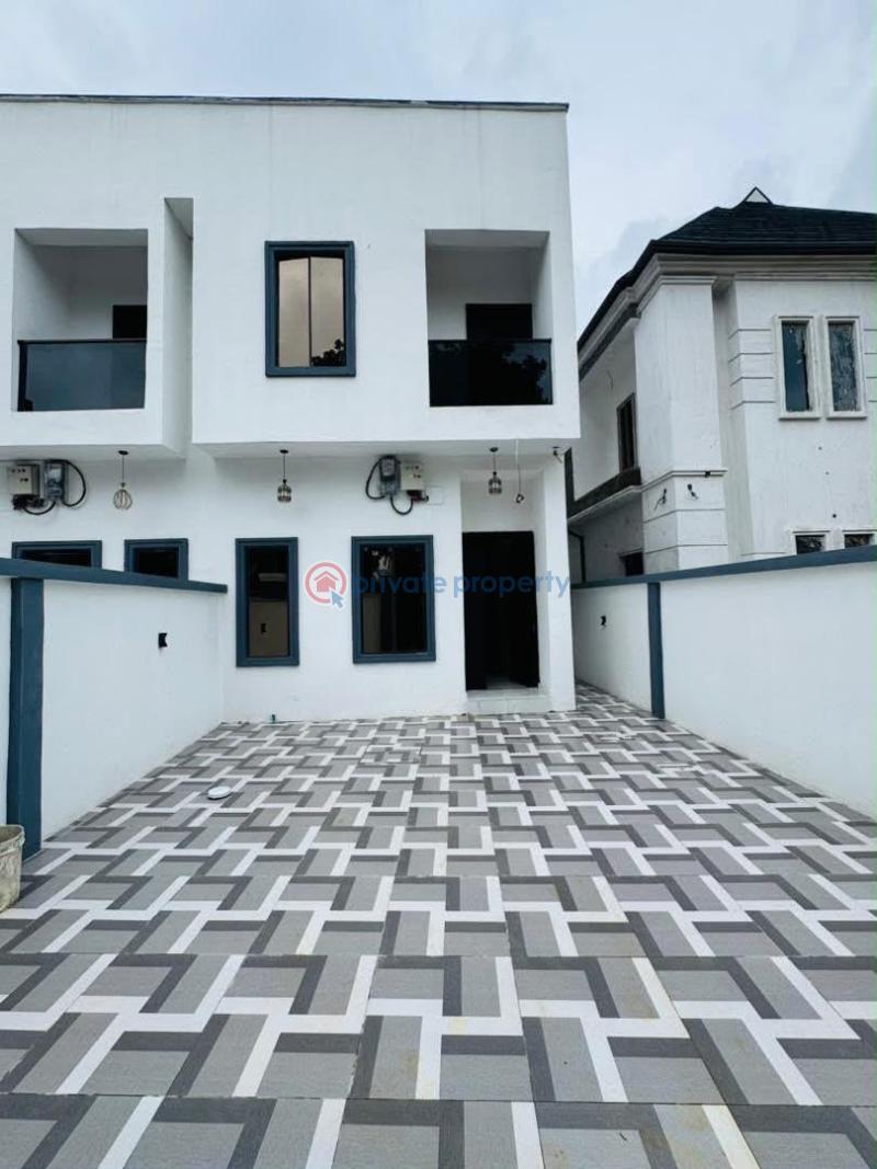 4 bedroom Semi detached Duplex For Sale Yaba Lagos - 1