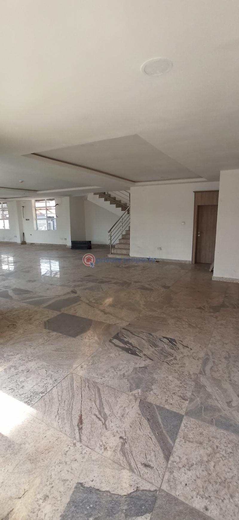 Mall/Complex/Plaza For Sale Wuse II Abuja Phase 1  - 8