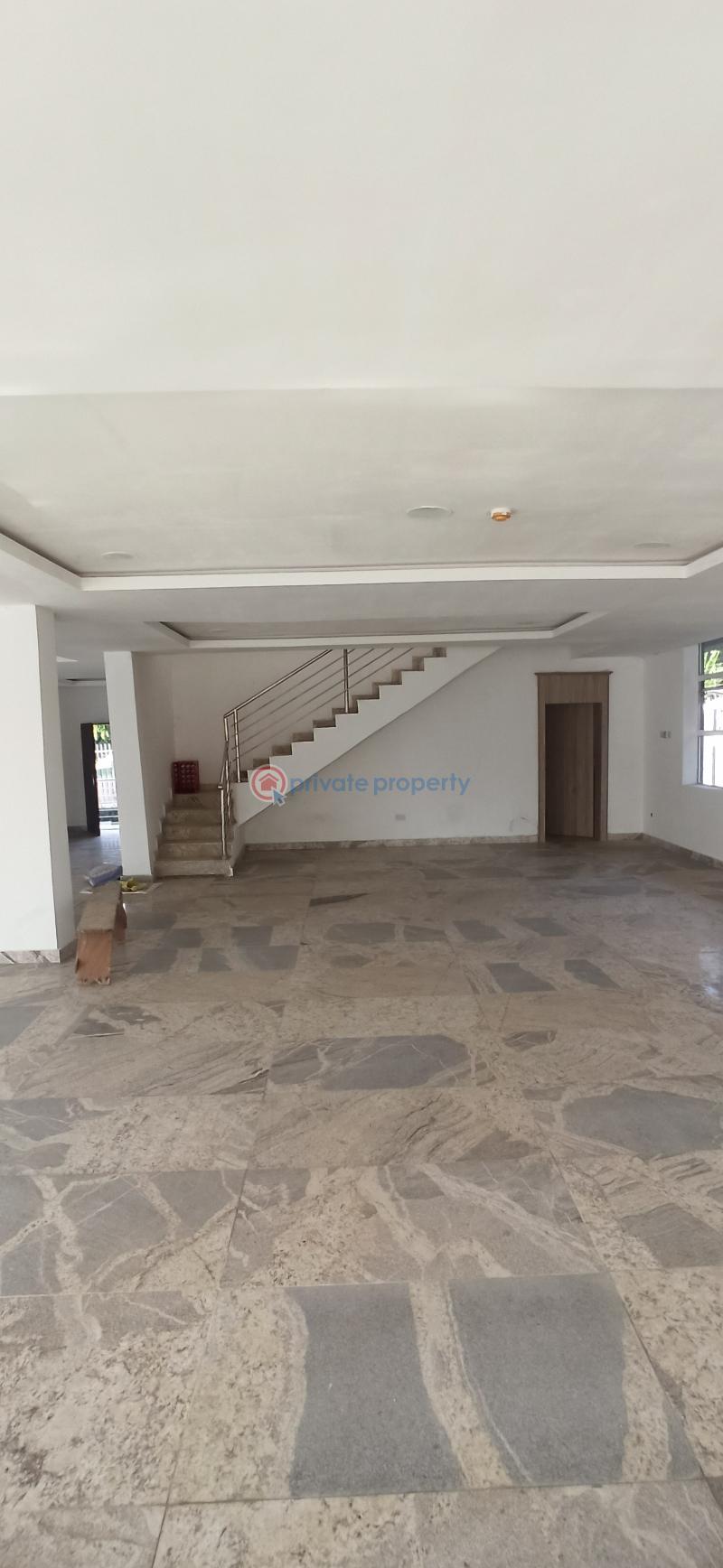 Mall/Complex/Plaza For Sale Wuse II Abuja Phase 1  - 5