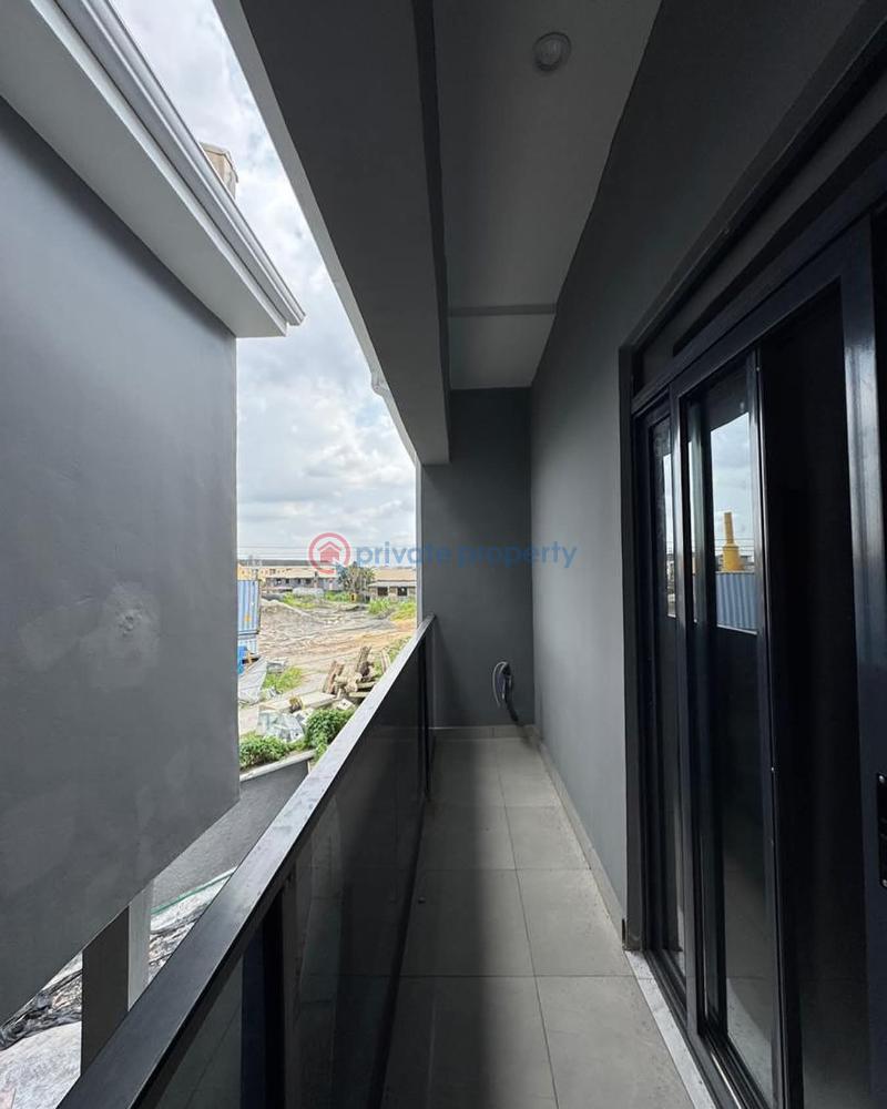 4 bedroom Detached Duplex For Sale Omole Phase 1 Ikeja Lagos - 2