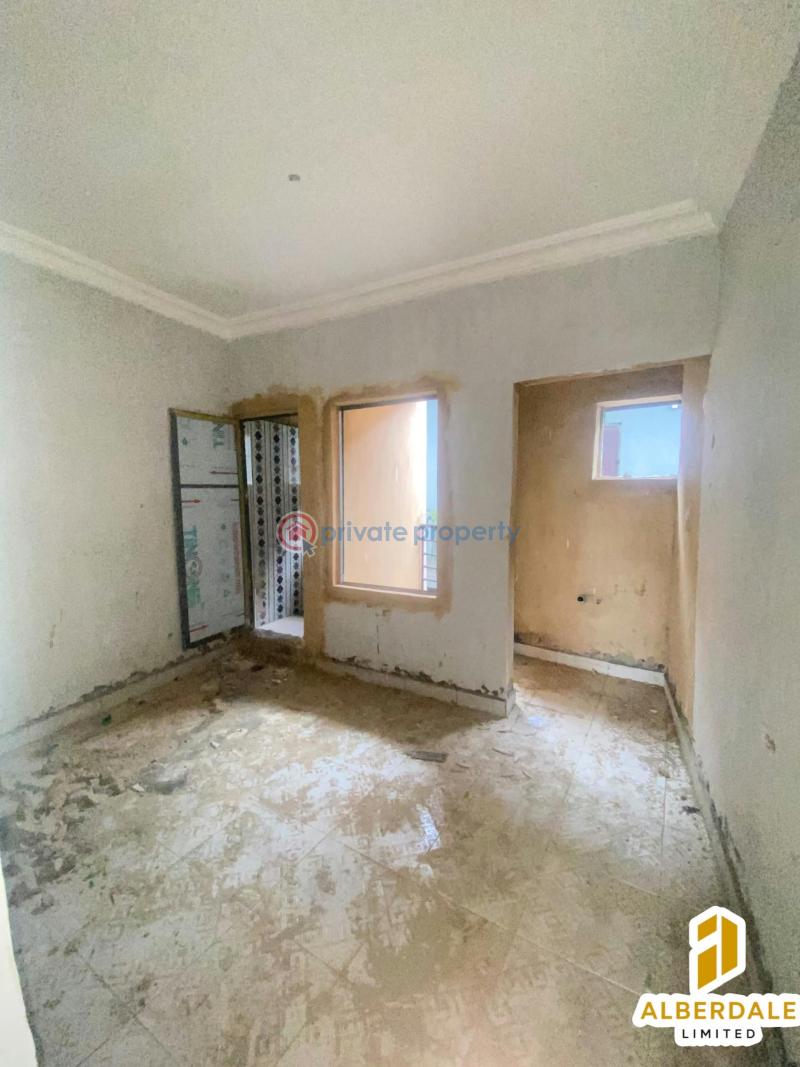 1 bedroom Self Contain For Sale Shomolu Lagos - 4