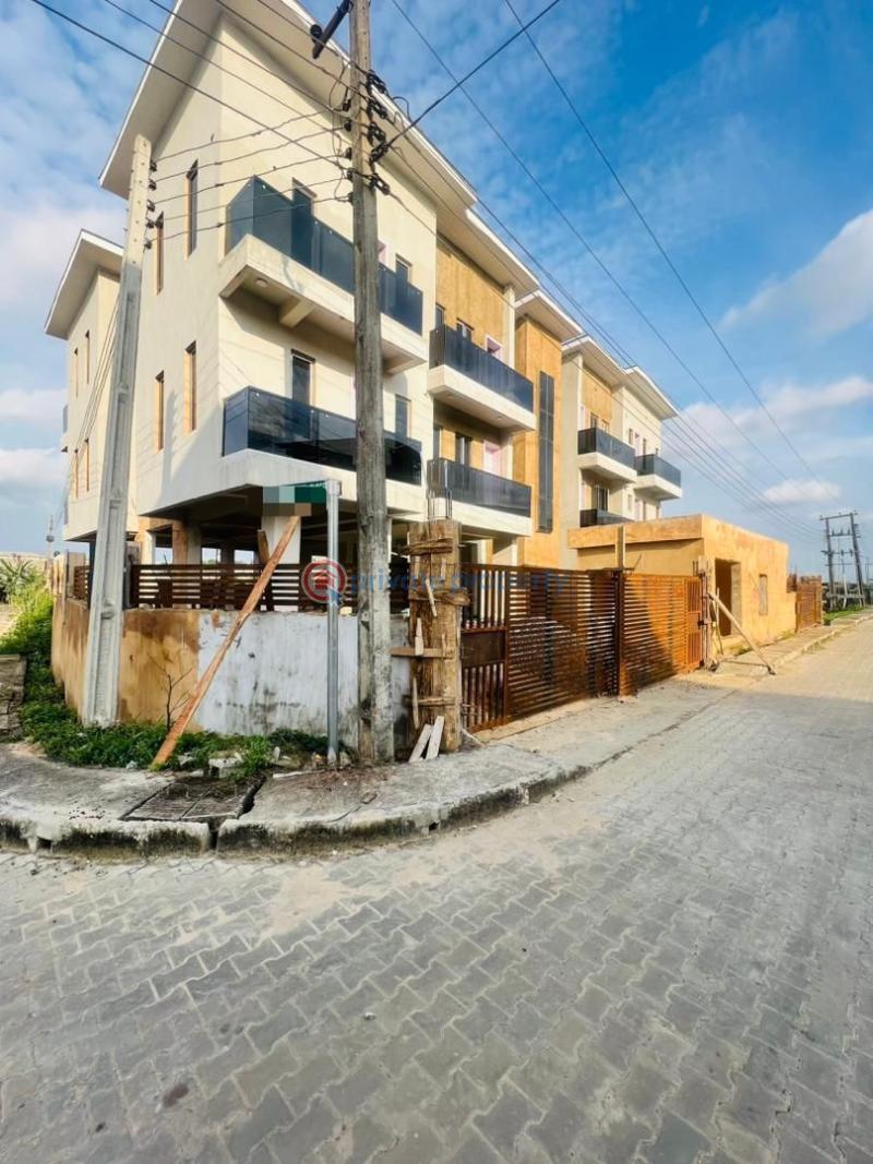 3 bedroom Block Of Flats For Sale Opebi Ikeja Lagos - 4