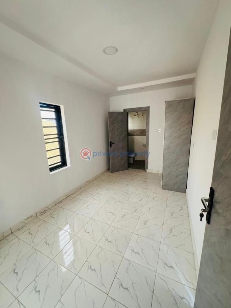 4 bedroom Semi detached Duplex For Sale Magodo GRA Phase 1 Ojodu Lagos - 12