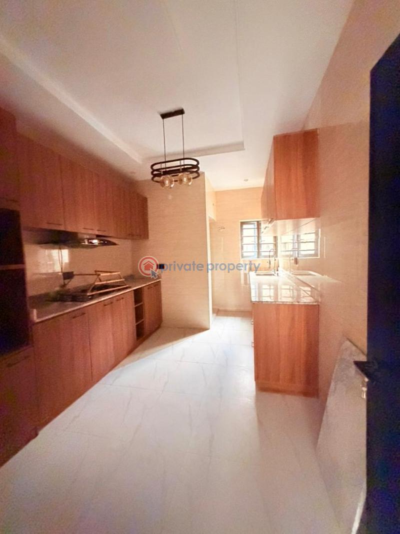 4 bedroom Semi detached Duplex For Sale Magodo Kosofe/Ikosi Lagos - 3