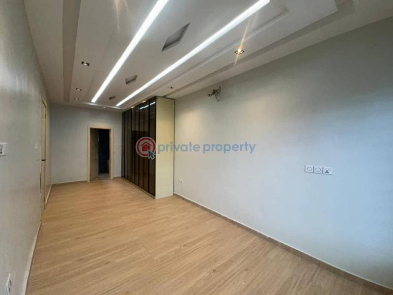 4 bedroom House For Sale Millennium Estate, Gbagada Lagos - 1