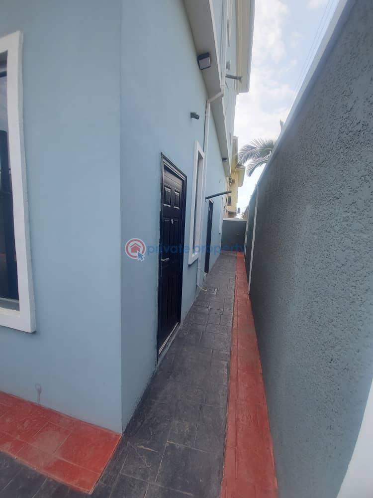 4 bedroom Duplex For Sale Magodo Phase2 Gra Magodo Isheri Ikeja Lagos - 6