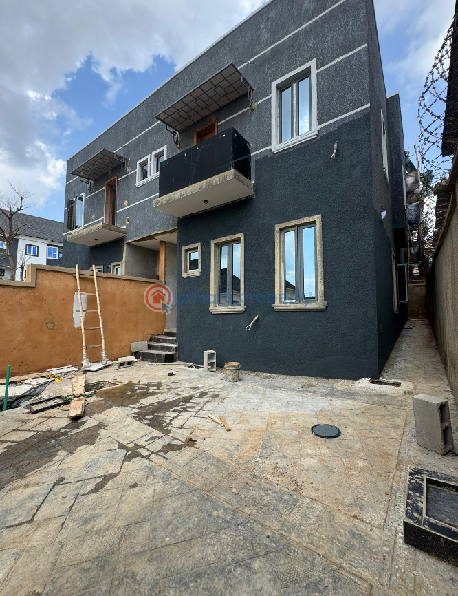 4 bedroom Semi detached Duplex For Sale Magodo Phase 1 Magodo GRA Phase 1 Ojodu Lagos - 1
