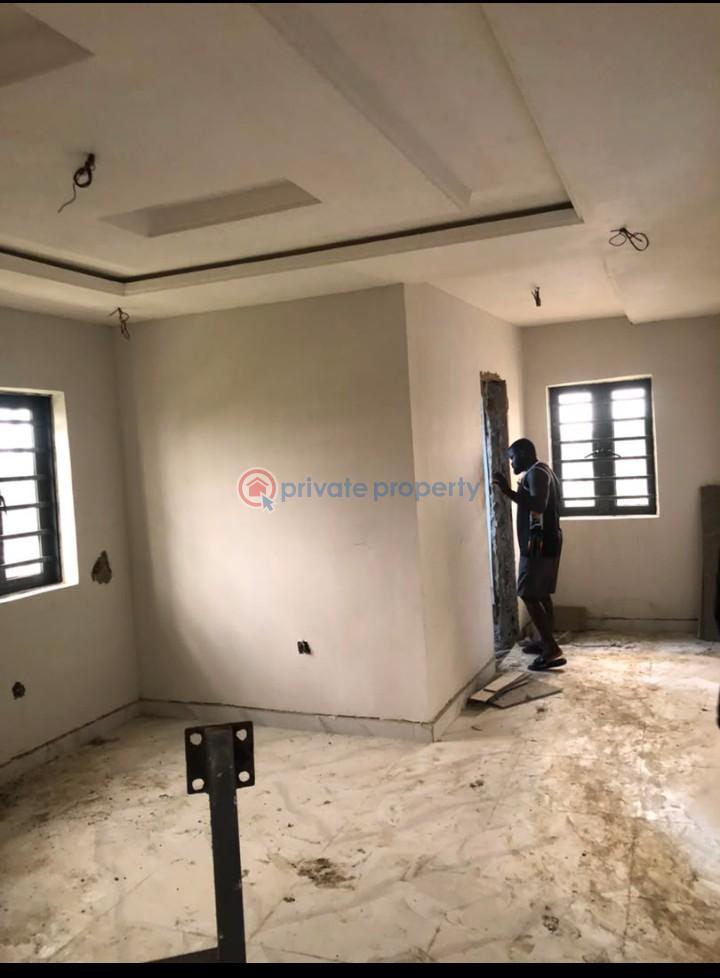 6 bedroom House For Sale Iponri Surulere Lagos - 1