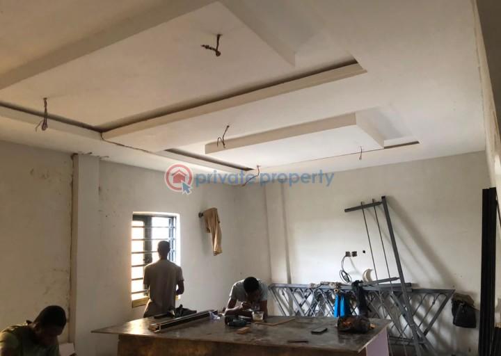 6 bedroom House For Sale Iponri Surulere Lagos - 7