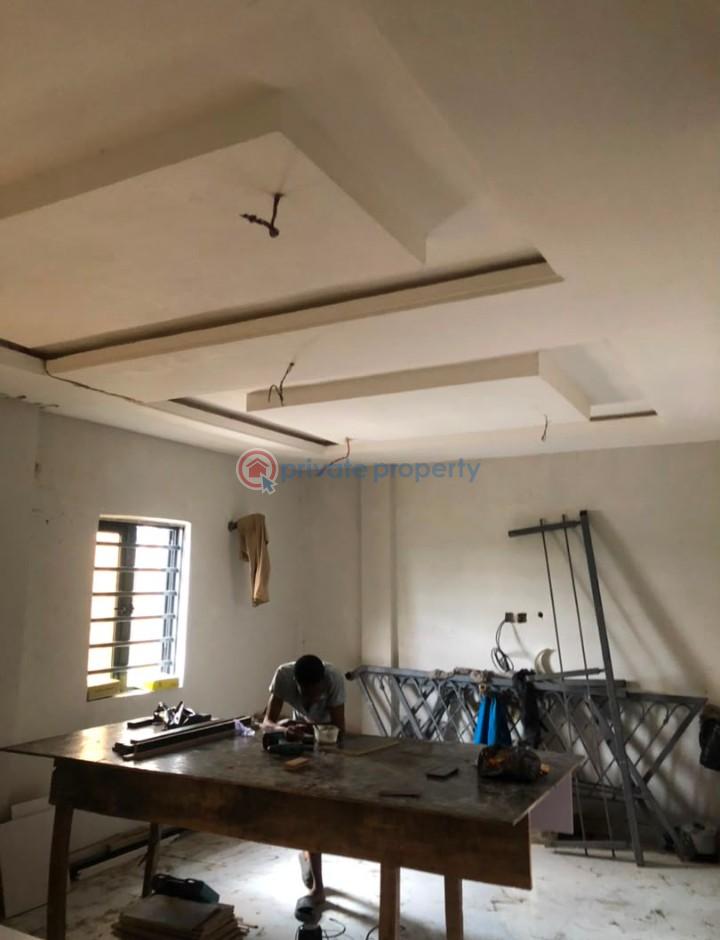 6 bedroom House For Sale Iponri Surulere Lagos - 4