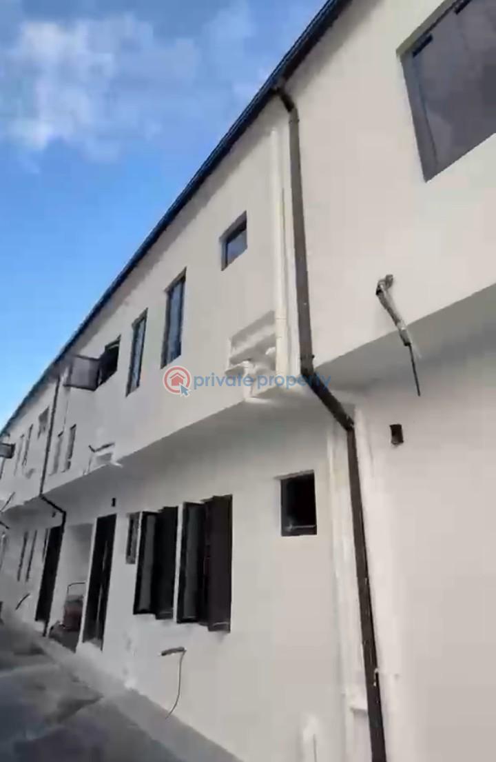 10 bedroom Flat & Apartment For Sale Gbagada Lagos - 4