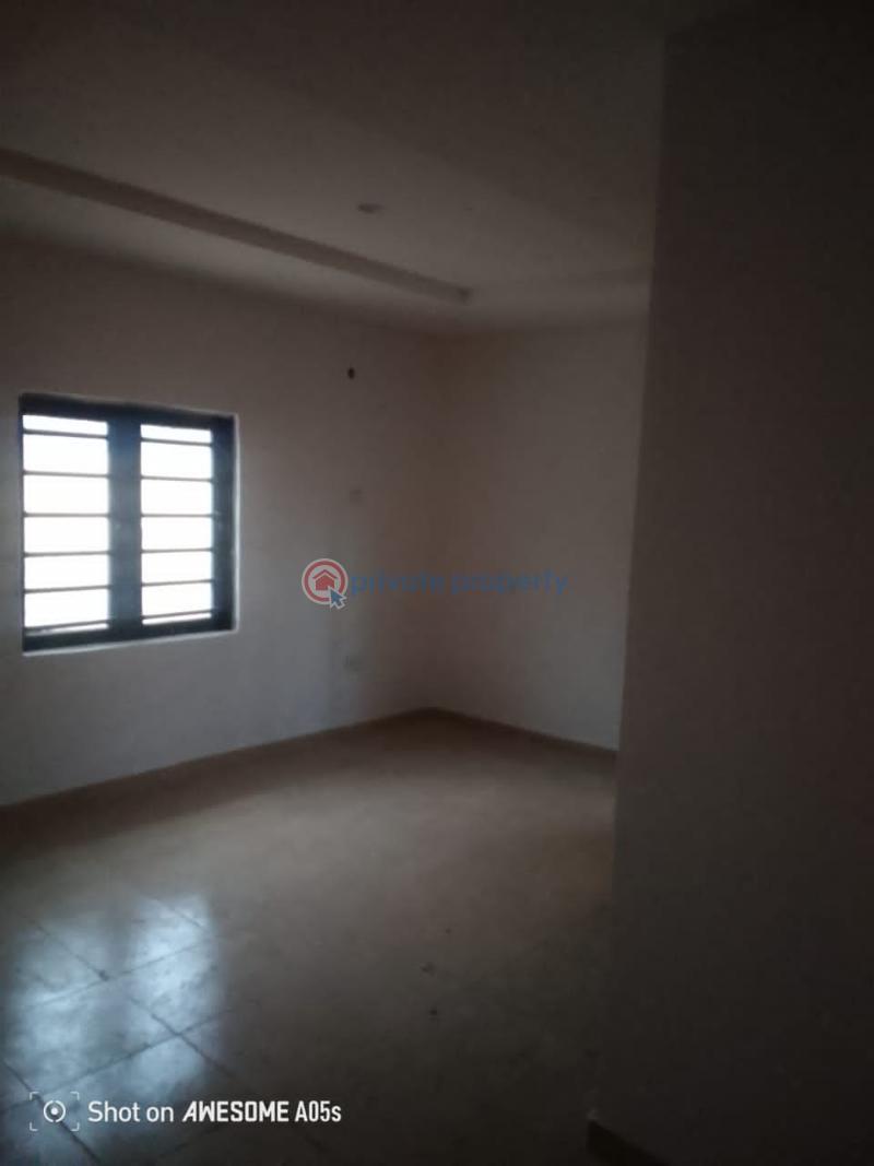 House For Rent Behind Isopako Bodija Oja. Bodija Ibadan Oyo - 3